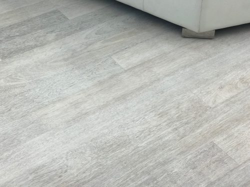 How to Lighten a Merbau floor with bleach.